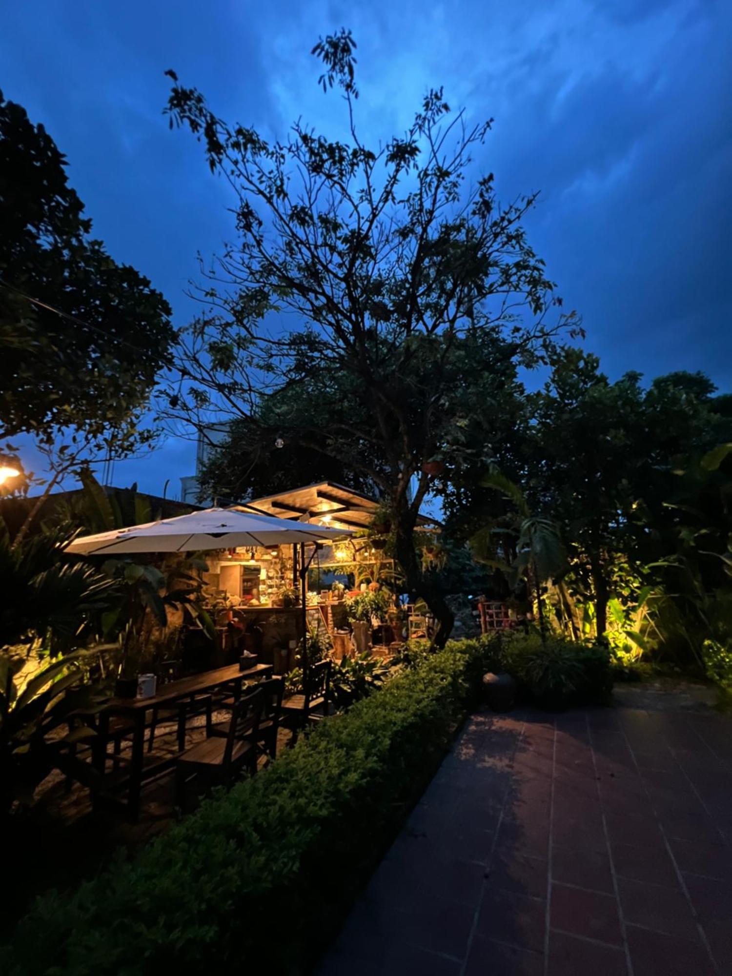 Thom'S House Hotel นิญบิ่ญ ภายนอก รูปภาพ